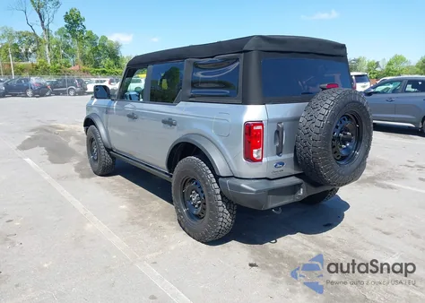 2023 Ford Bronco Black Diamond z USA, uszkodzony, nr VIN 1FMDE5BH4PLB24666